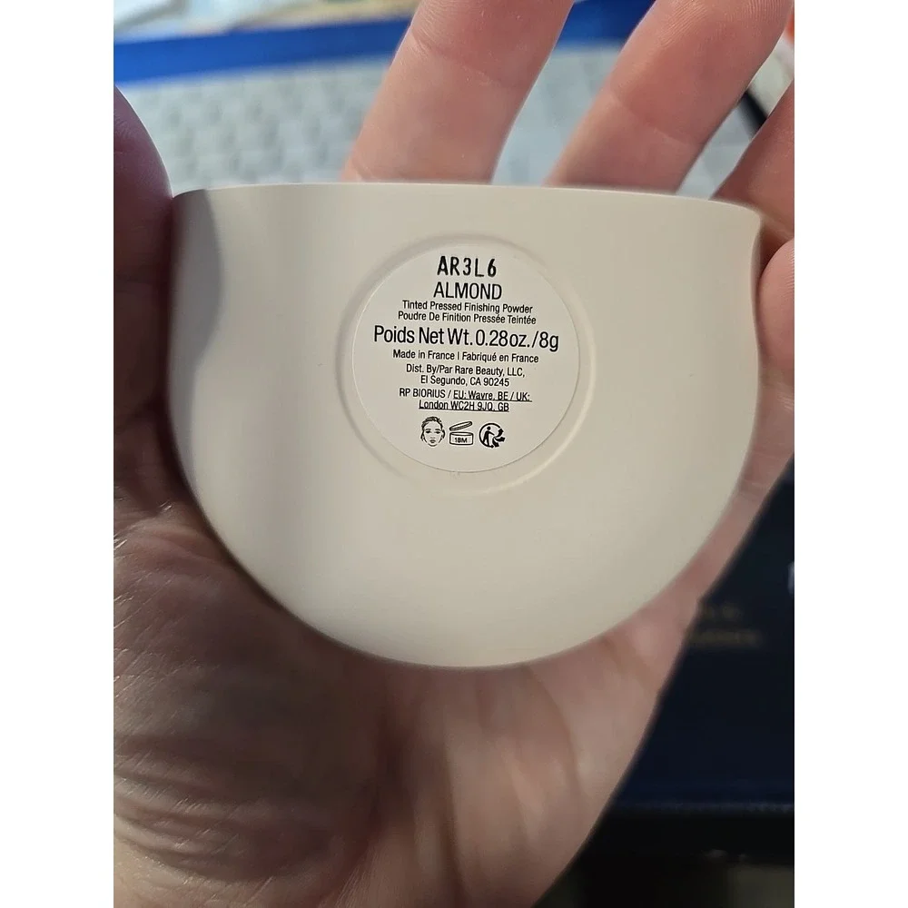 Rare Beauty True To Myself Tinted Pressed Finishing Powder Almond 0.28oz NIB